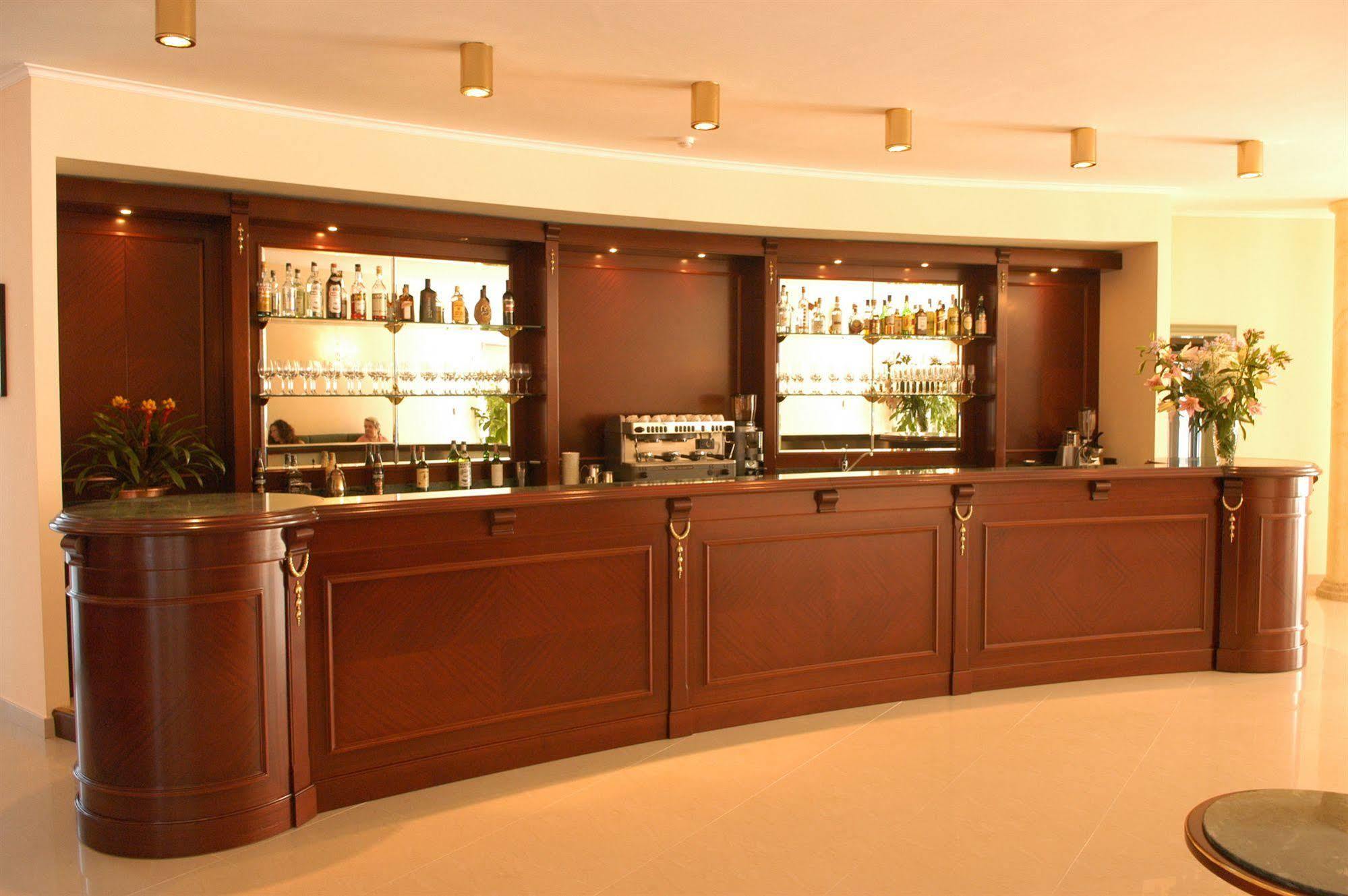Pilgrim'S Hotel Cicognolo Екстериор снимка