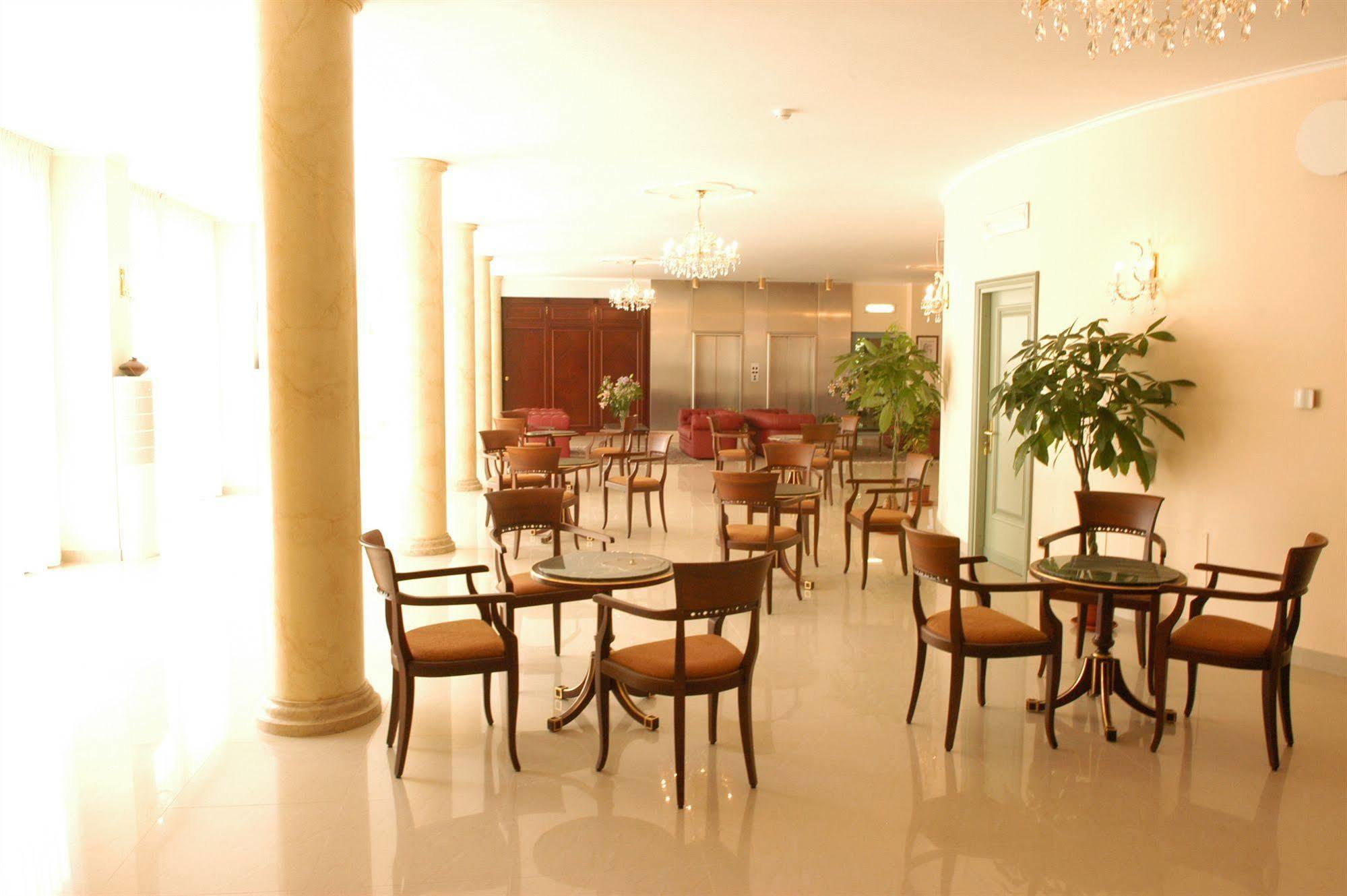 Pilgrim'S Hotel Cicognolo Екстериор снимка