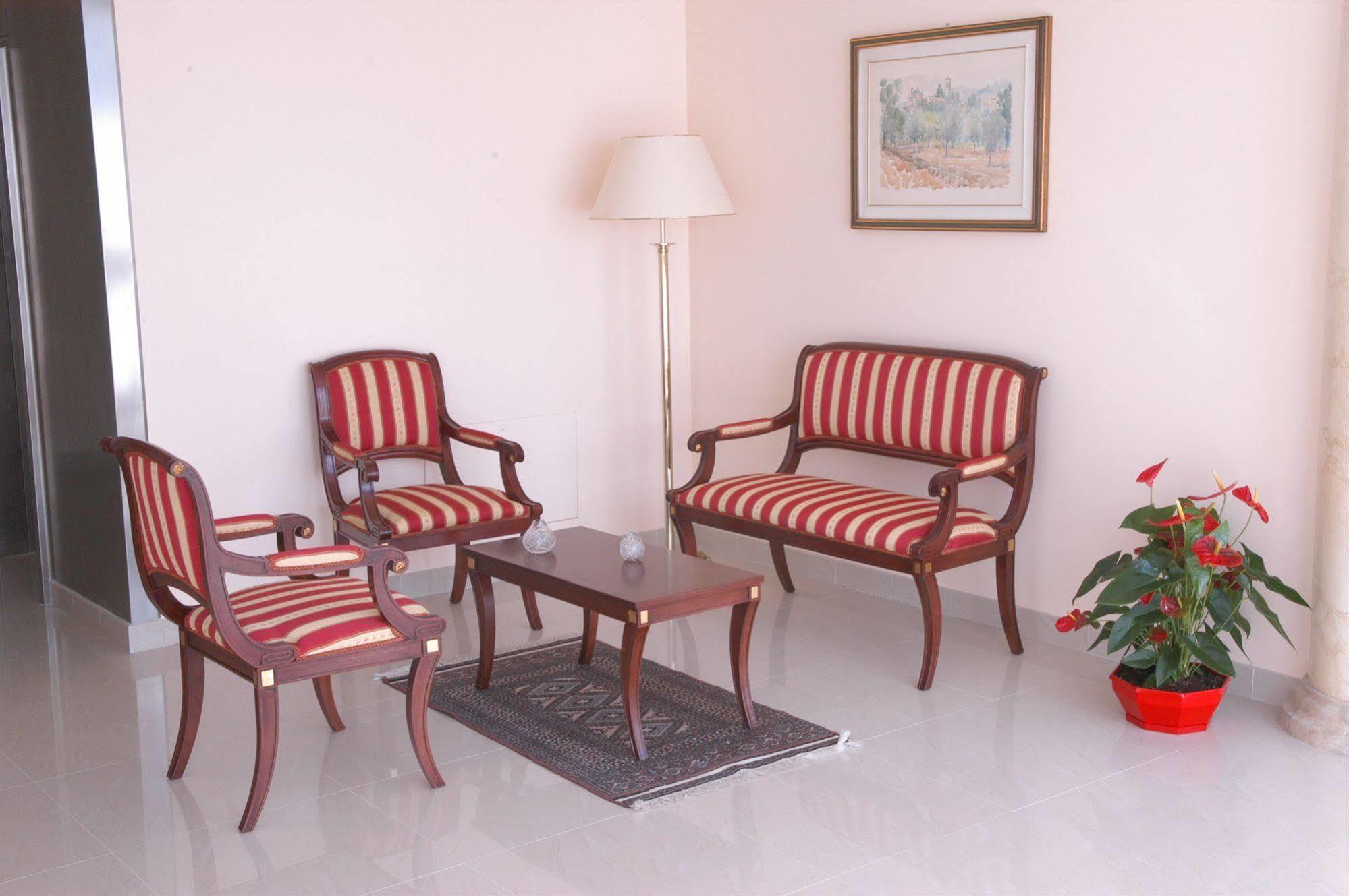 Pilgrim'S Hotel Cicognolo Екстериор снимка